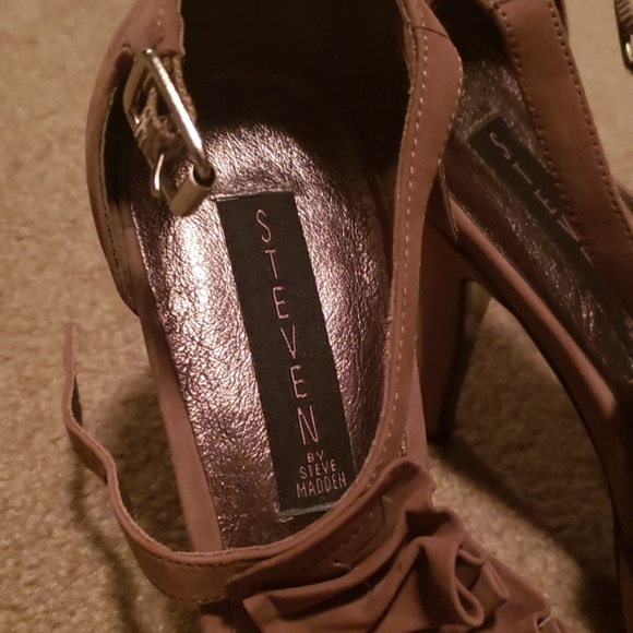 Steve Madden heels, size - Picture 2 of 6